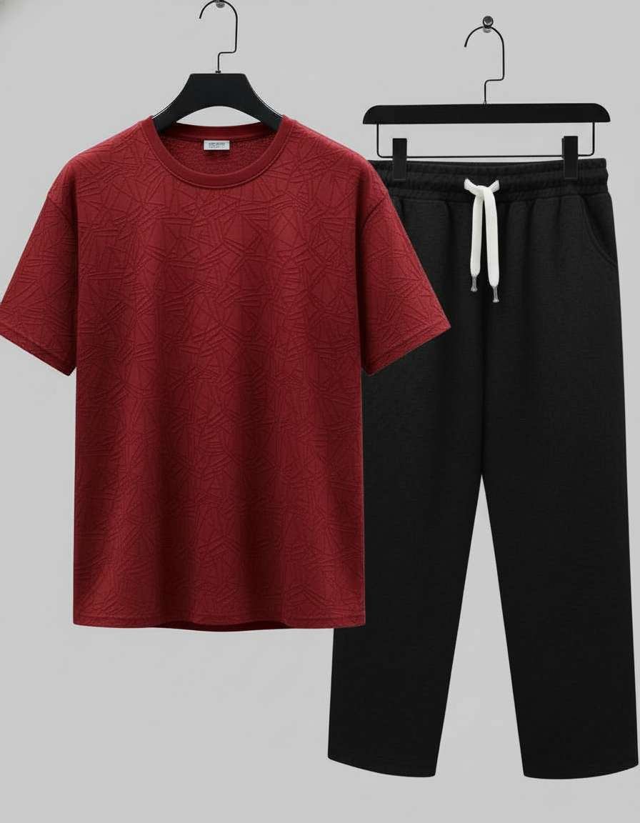 Minimalist Geometric Pattern T-Shirt - Maroon