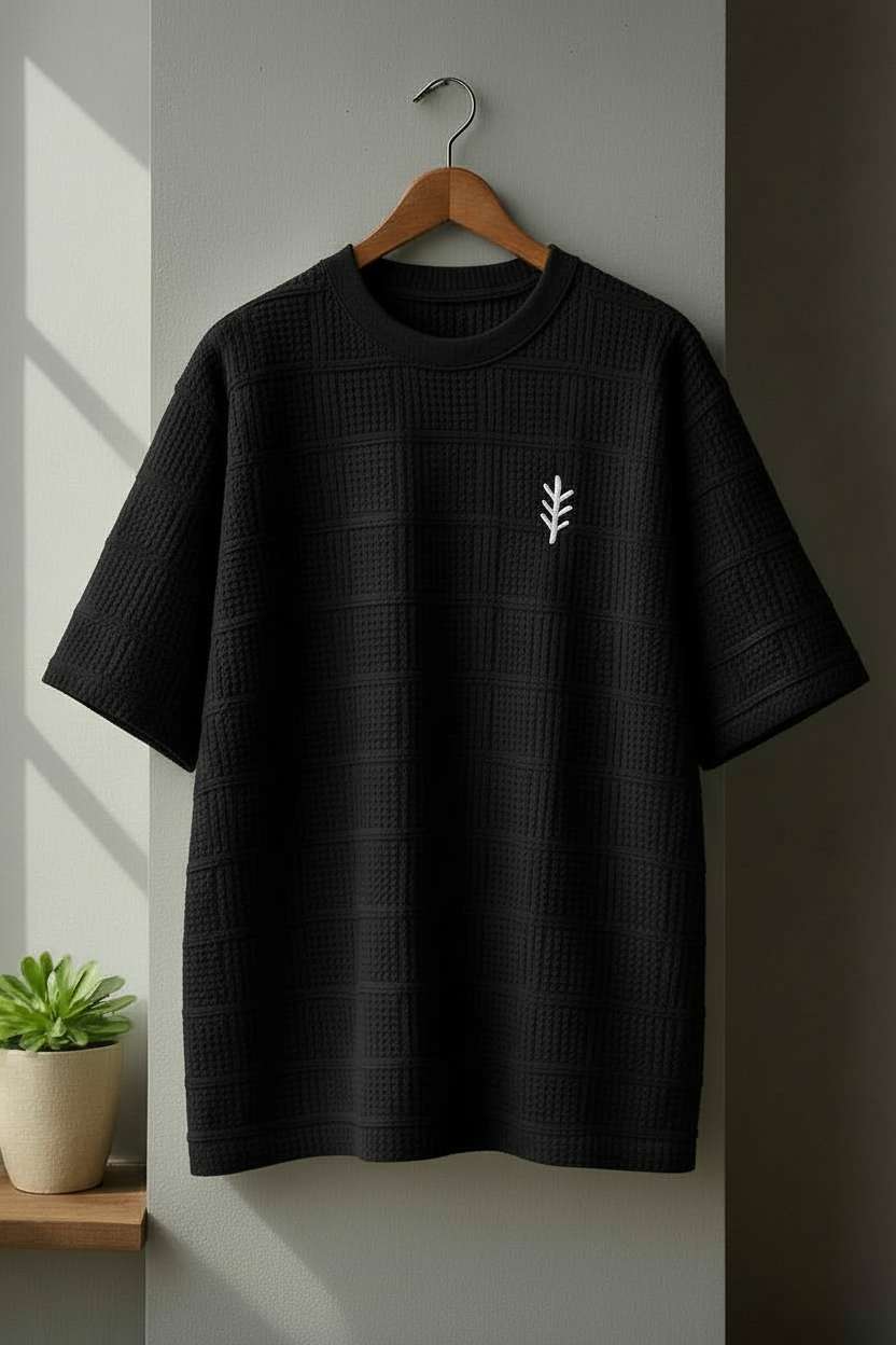 Minimalist Grid T-Shirt - Black