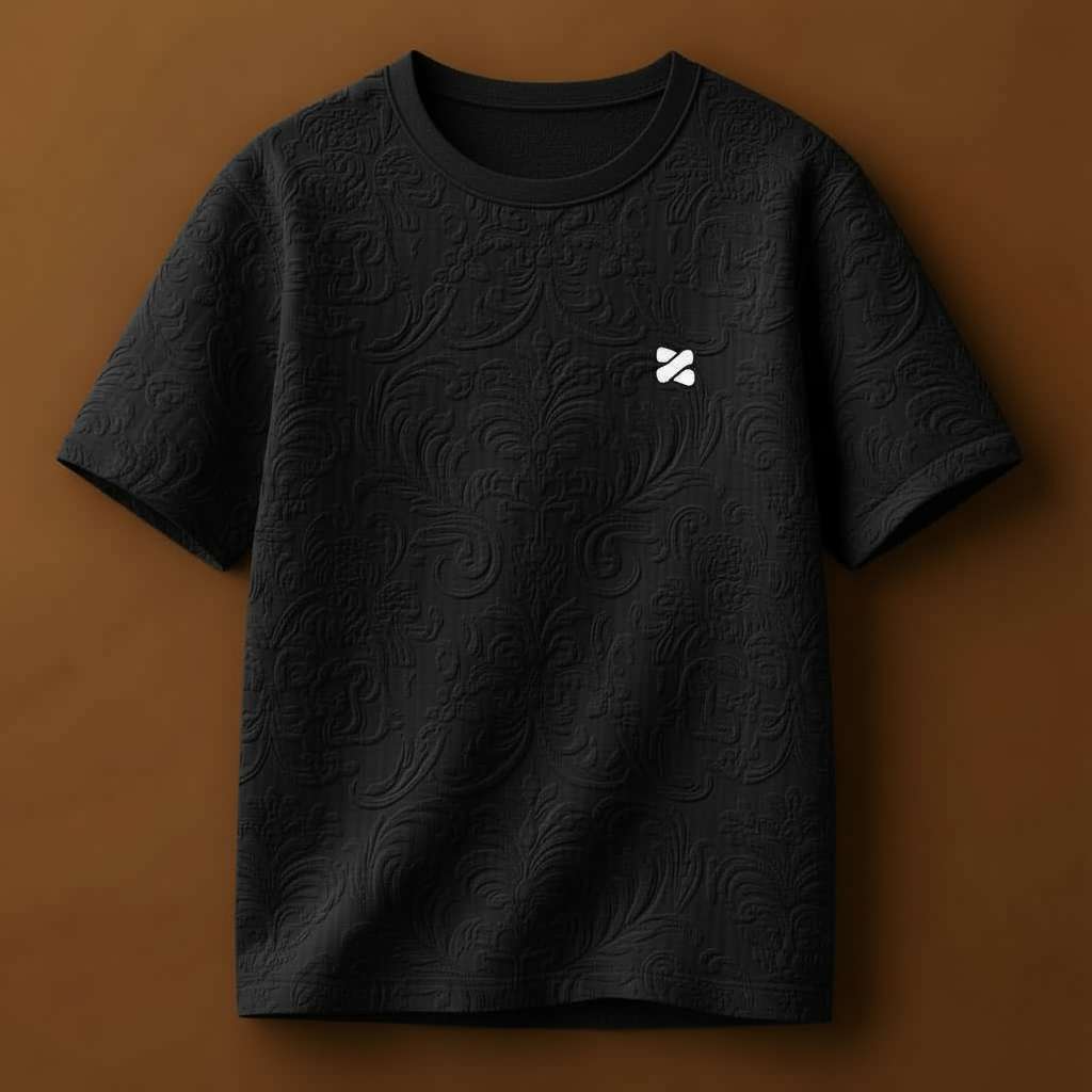 Elegant Monochromatic Baroque T-Shirt - Black